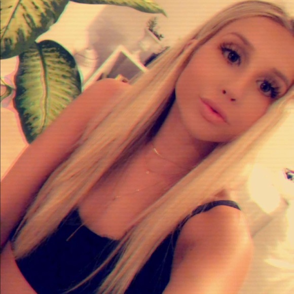 ✨Meet Your Posher✨ - Picture 3 of 3